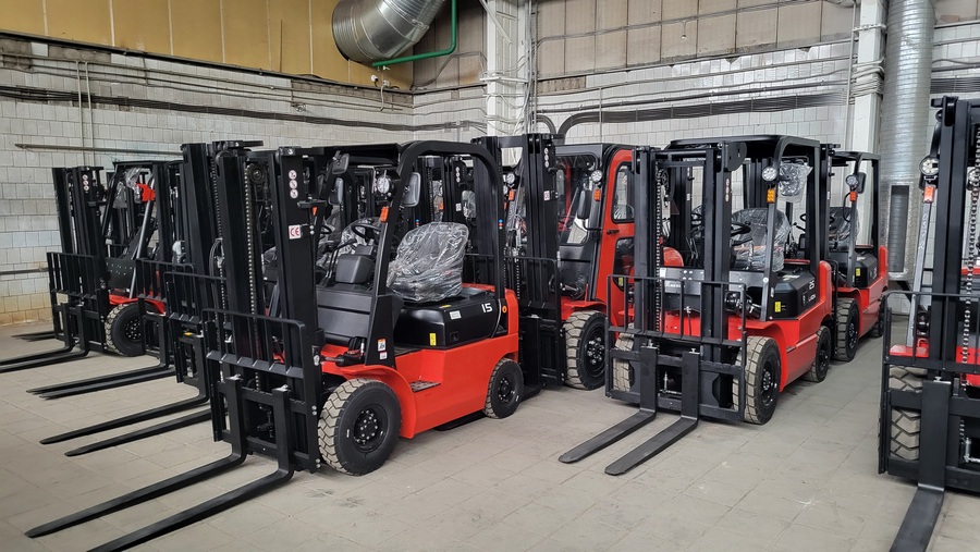 Тест-драйв складской техники на нашем складе в Саратове