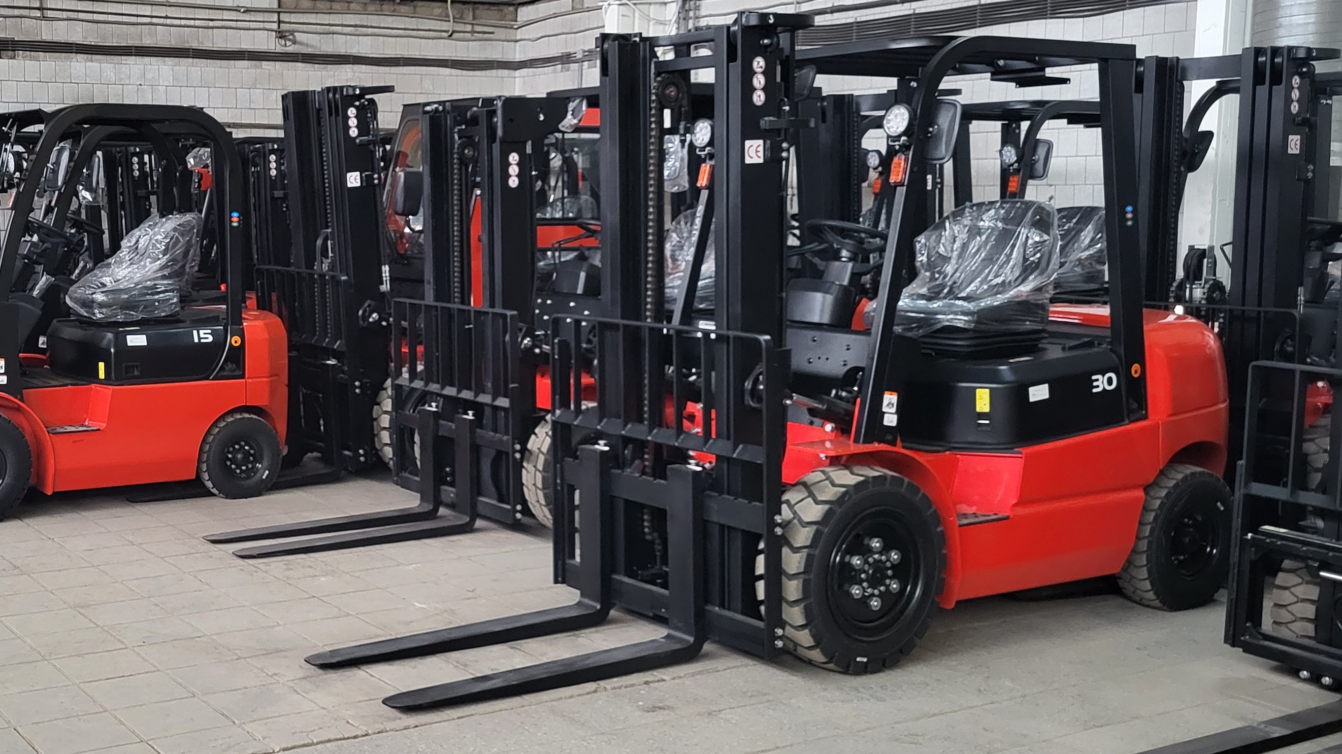 Тест-драйв складской техники на нашем складе в Саратове