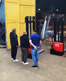 Тест-драйв складской техники на нашем складе в Саратове